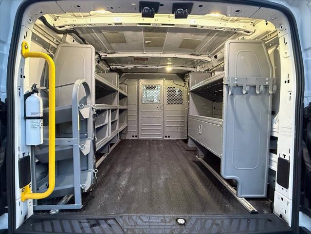 2016 Ford Transit 150 3dr SWB Low Roof Cargo Van w/60/40 Passenger Side Doors