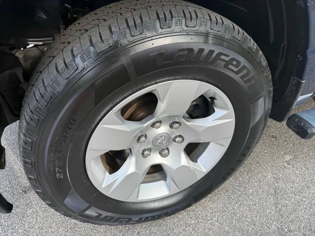 2019 Ram 1500 Big Horn/Lone Star Crew Cab 4x4 57 Box