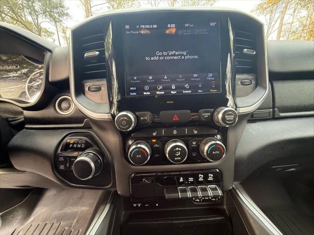 2019 Ram 1500 Big Horn/Lone Star Crew Cab 4x4 57 Box