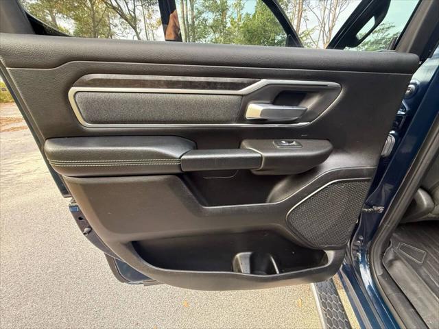 2019 Ram 1500 Big Horn/Lone Star Crew Cab 4x4 57 Box