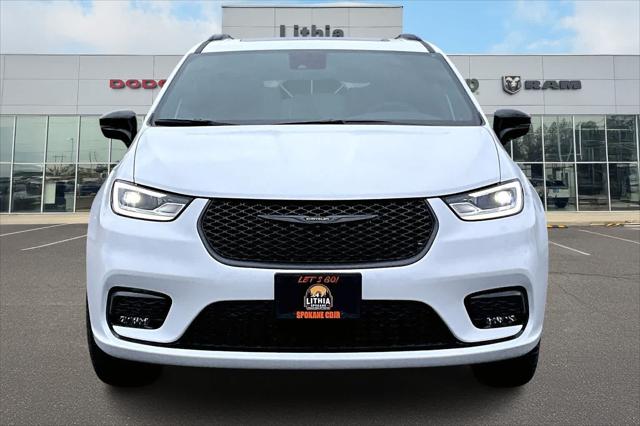 2026 Chrysler Pacifica Limited AWD