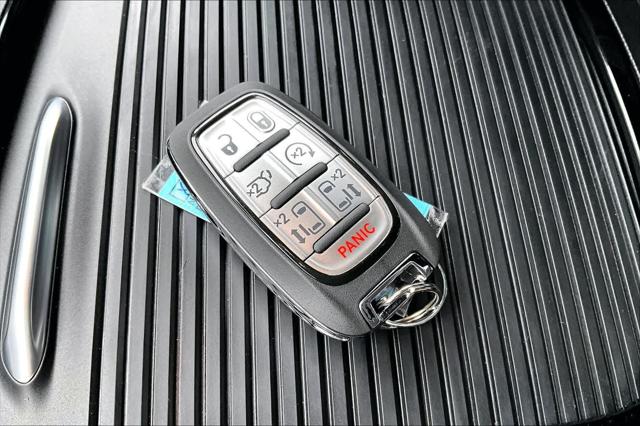 2026 Chrysler Pacifica Limited AWD