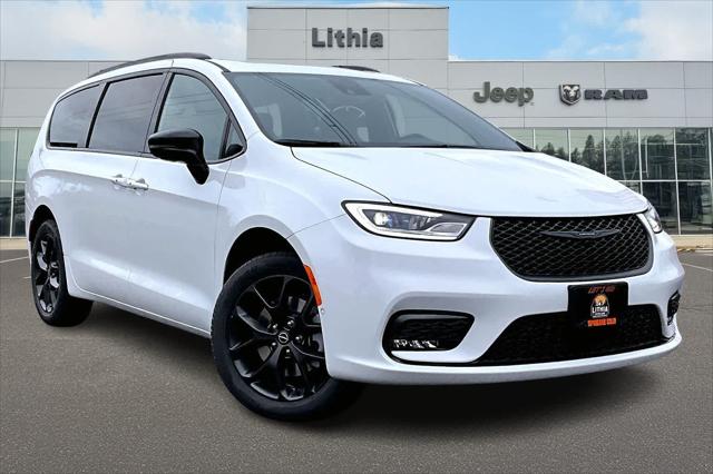 2026 Chrysler Pacifica Limited AWD