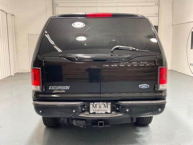 2002 Ford Excursion Limited 4X4 / 7.3L DIESEL / ONLY 92,000 MILES