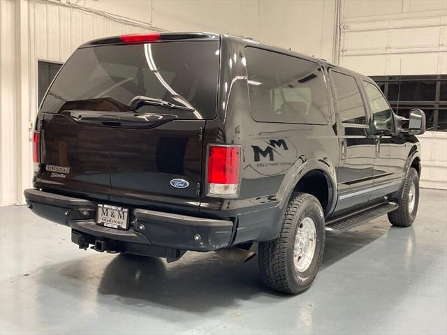 2002 Ford Excursion Limited 4X4 / 7.3L DIESEL / ONLY 92,000 MILES