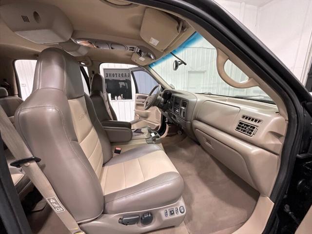 2002 Ford Excursion Limited 4X4 / 7.3L DIESEL / ONLY 92,000 MILES