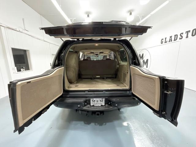 2002 Ford Excursion Limited 4X4 / 7.3L DIESEL / ONLY 92,000 MILES