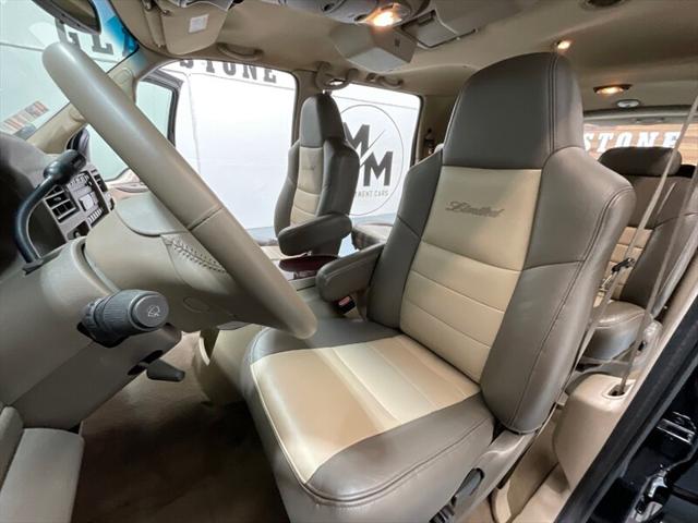 2002 Ford Excursion Limited 4X4 / 7.3L DIESEL / ONLY 92,000 MILES