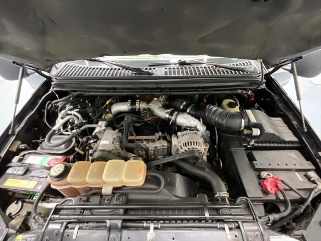 2002 Ford Excursion Limited 4X4 / 7.3L DIESEL / ONLY 92,000 MILES