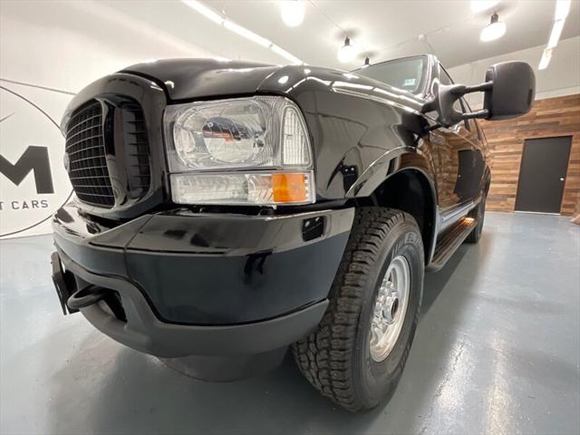2002 Ford Excursion Limited 4X4 / 7.3L DIESEL / ONLY 92,000 MILES