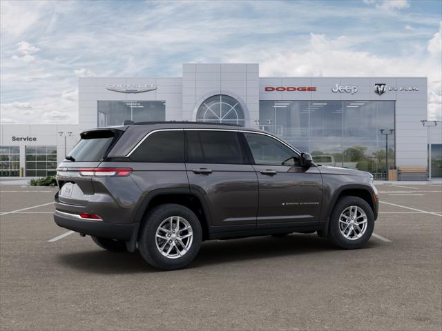 2025 Jeep Grand Cherokee Laredo X 4x2
