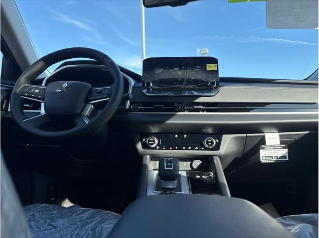2025 Mitsubishi Outlander PHEV SEL S-AWC
