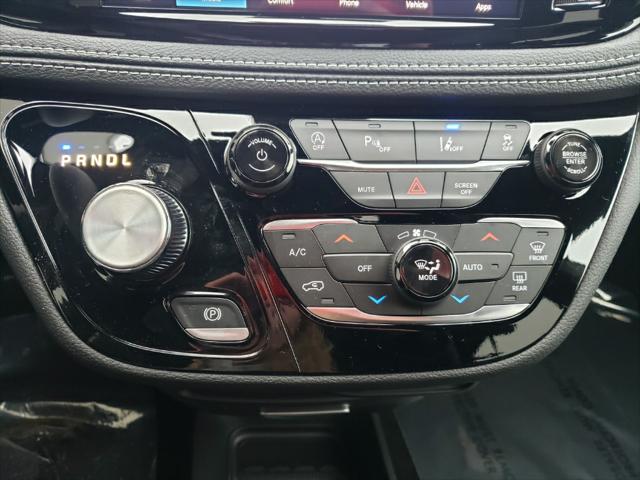 2026 Chrysler Pacifica Select AWD