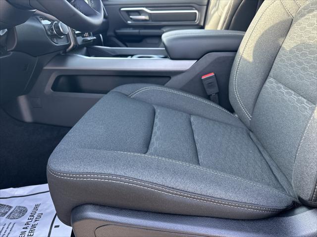 2026 Ram 1500 Big Horn Crew Cab 4x4 5'7" Box