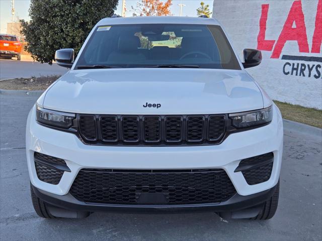 2025 Jeep Grand Cherokee GRAND CHEROKEE ALTITUDE 4X2
