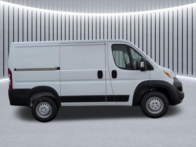 2026 Ram ProMaster Cargo Van Tradesman Low Roof 118" WB w/Pass Seat