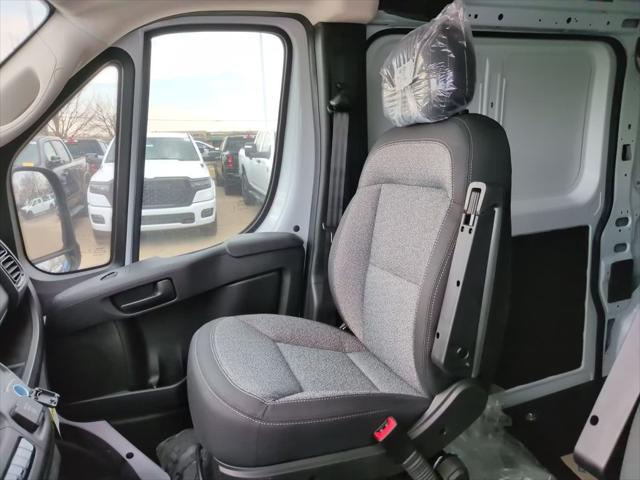 2026 Ram ProMaster Cargo Van Tradesman Low Roof 118" WB w/Pass Seat