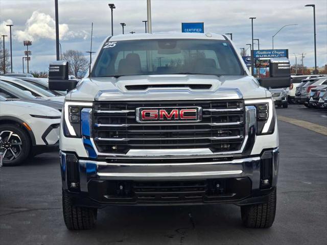 2025 GMC Sierra 2500HD 4WD Crew Cab Standard Bed SLT