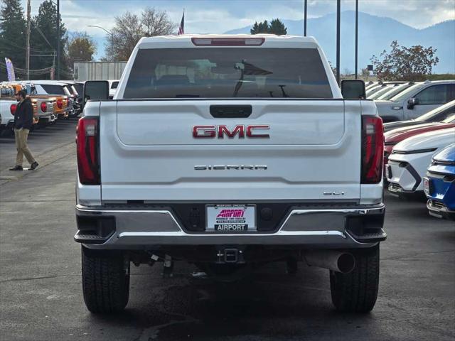 2025 GMC Sierra 2500HD 4WD Crew Cab Standard Bed SLT