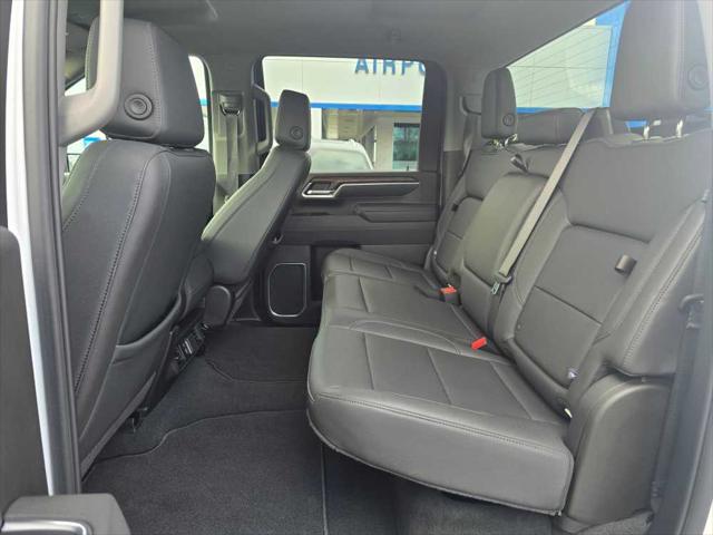 2025 GMC Sierra 2500HD 4WD Crew Cab Standard Bed SLT