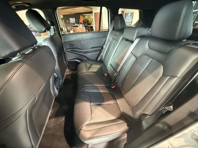 2026 Jeep Cherokee Overland 4x4