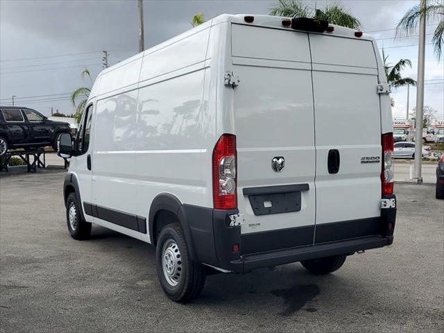 2026 RAM ProMaster 2500 RAM PROMASTER 2500 TRADESMAN CARGO VAN HIGH ROOF 136 WB