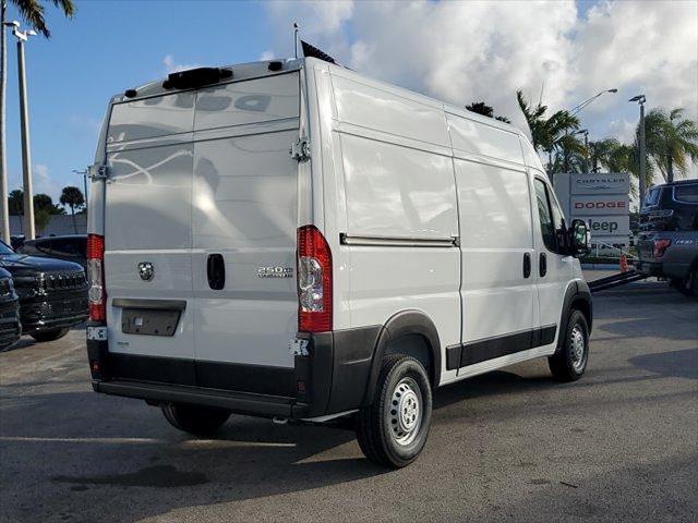 2026 Ram ProMaster 2500 Cargo Van Tradesman High Roof 136 WB w/Pass Seat