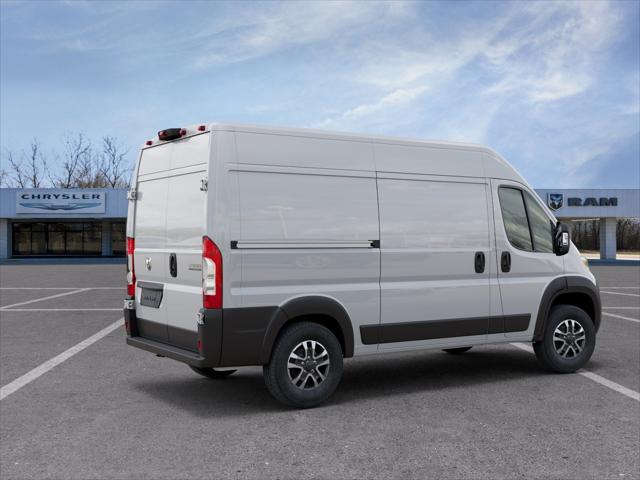 2026 Ram ProMaster Cargo Van SLT High Roof 136 WB