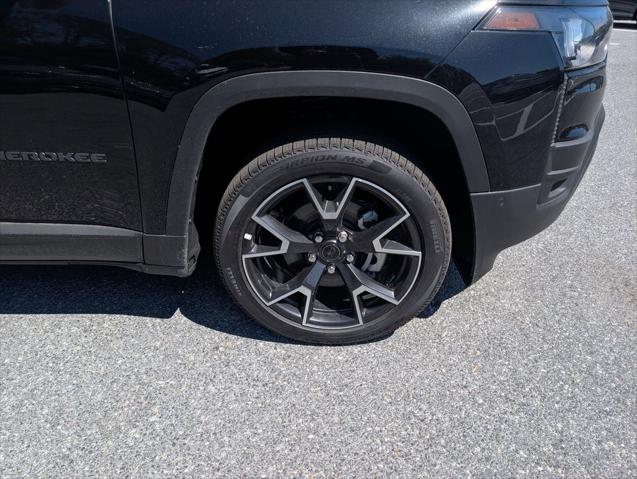 2026 Jeep Cherokee CHEROKEE OVERLAND 4X4