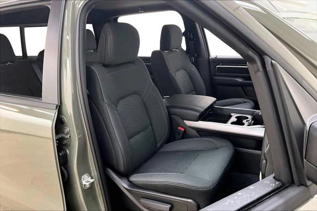 2026 Ram 1500 Big Horn Crew Cab 4x4 5'7" Box