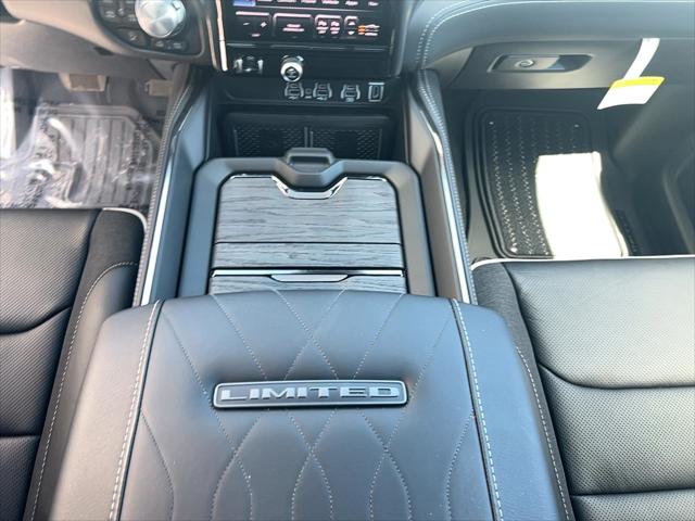 2026 Ram 1500 Limited Crew Cab 4x4 5'7" Box