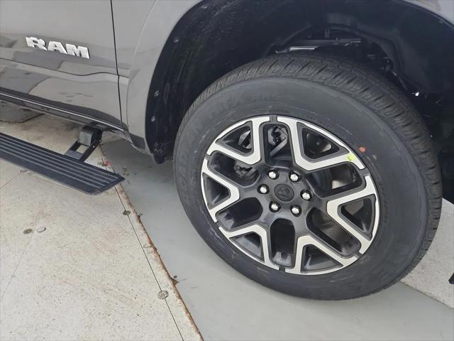 2026 Ram 1500 Laramie Crew Cab 4x4 5'7" Box