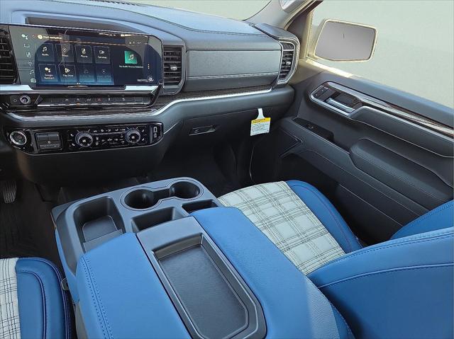 2026 Chevrolet Silverado 1500 4WD Crew Cab Standard Bed LT