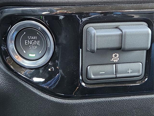 2026 Chevrolet Silverado 1500 4WD Crew Cab Standard Bed LT