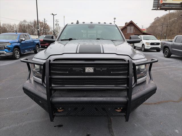 2020 RAM 3500 Big Horn Crew Cab 4x4 8 Box 2020 RAM 3500 Big Horn Crew Cab 4x4 8 Box