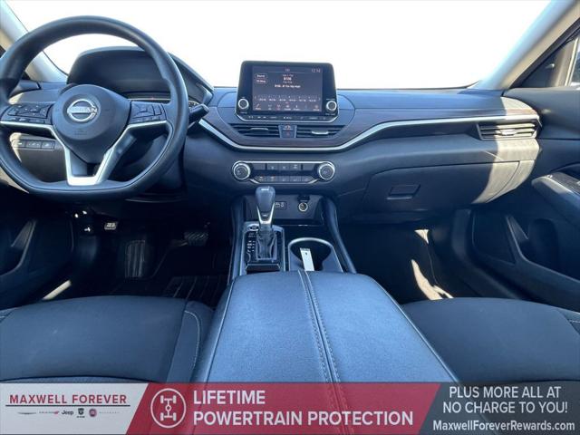 2023 Nissan Altima SV FWD