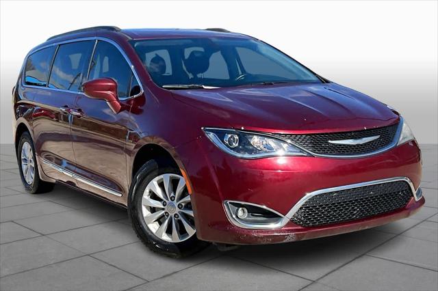 2017 Chrysler Pacifica Touring-L 2017 Chrysler Pacifica Touring-L