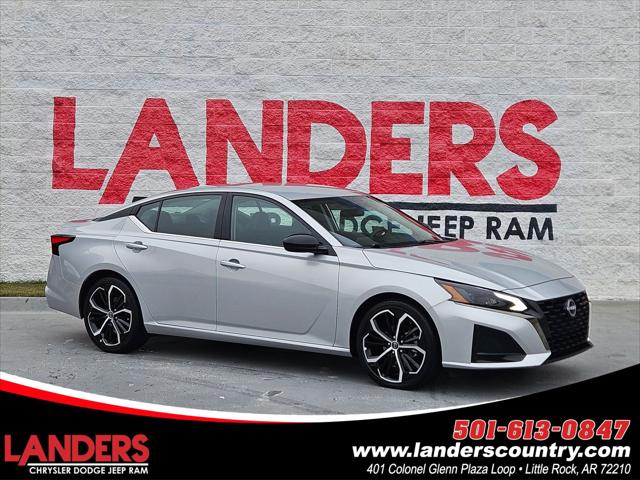 2024 Nissan Altima SR FWD 2024 Nissan Altima SR FWD