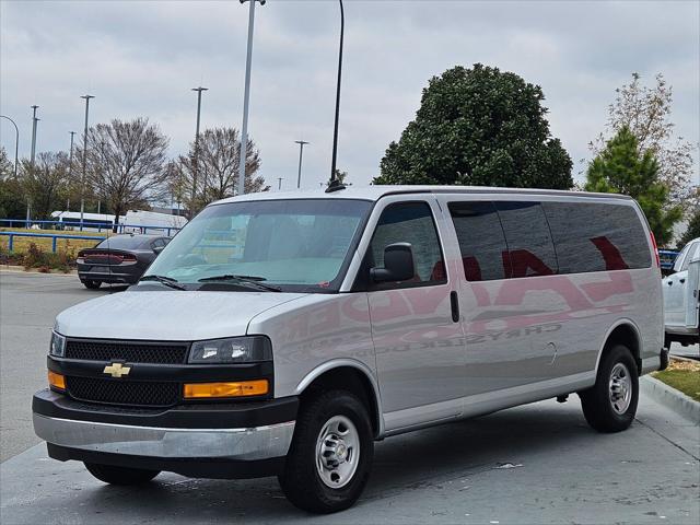 2023 Chevrolet Express Passenger RWD 3500 Extended Wheelbase LS 2023 Chevrolet Express Passenger RWD 3500 Extended Wheelbase LS