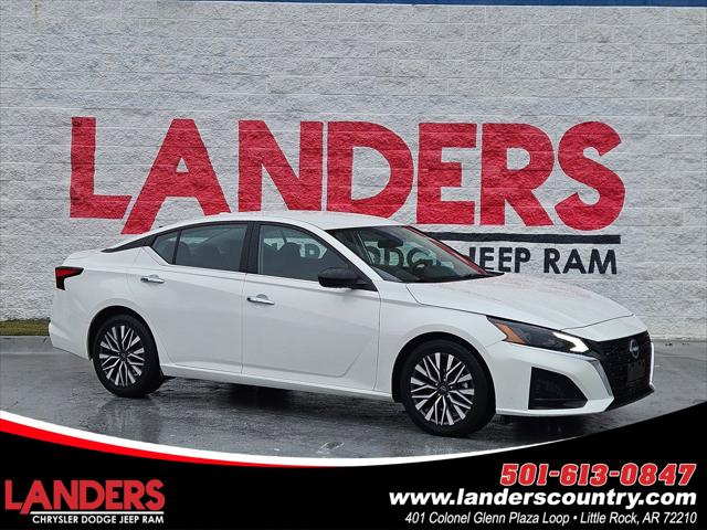 2024 Nissan Altima SV FWD