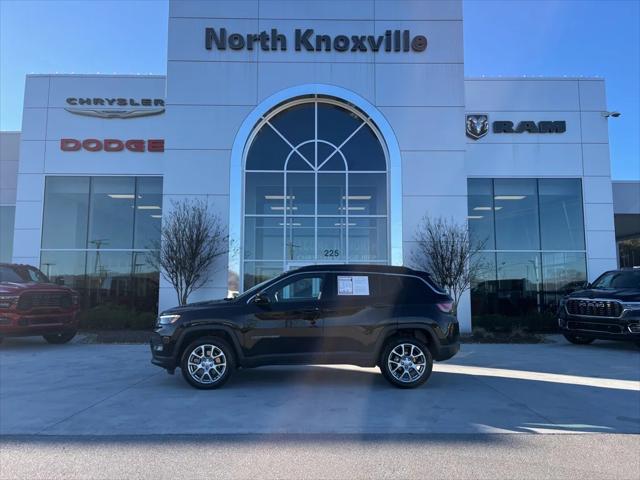 2023 Jeep Compass Latitude Lux FWD 2023 Jeep Compass Latitude Lux FWD