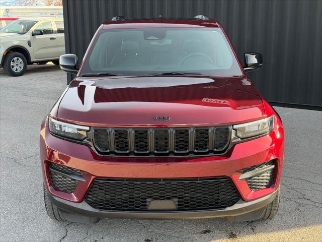 2023 Jeep Grand Cherokee Altitude 4x4