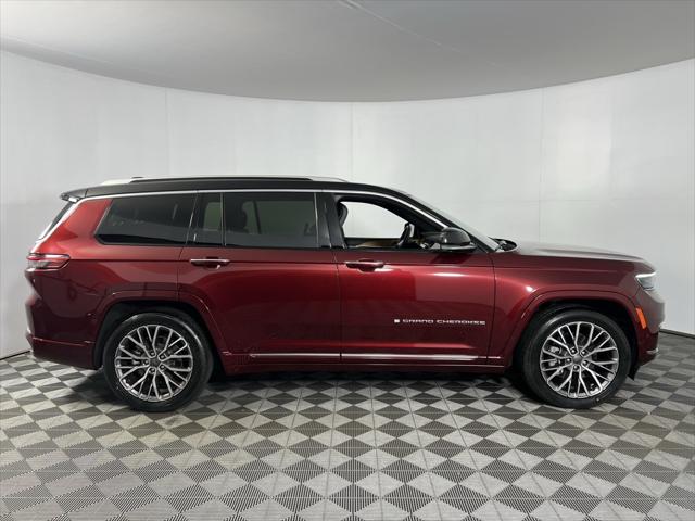 2023 Jeep Grand Cherokee L Summit Reserve 4x4 2023 Jeep Grand Cherokee L Summit Reserve 4x4