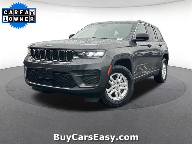 2022 Jeep Grand Cherokee Laredo 4x4