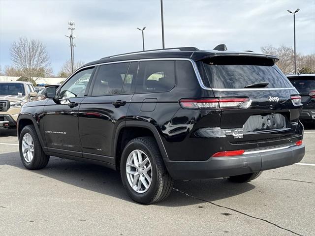 2022 Jeep Grand Cherokee L Laredo 4x4 2022 Jeep Grand Cherokee L Laredo 4x4