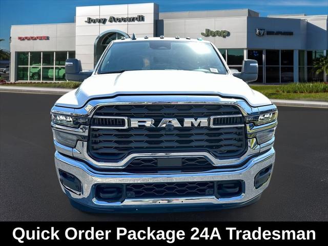2026 RAM Ram 3500 RAM 3500 TRADESMAN CREW CAB 4X4 8 BOX