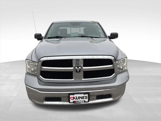 2019 RAM 1500 Classic SLT Crew Cab 4x4 57 Box