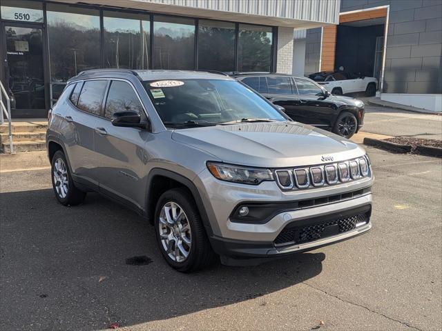 2022 Jeep Compass Latitude Lux 4x4 2022 Jeep Compass Latitude Lux 4x4