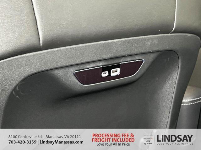 2026 Chrysler Pacifica Select AWD
