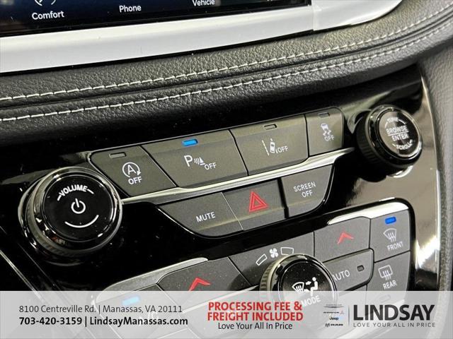 2026 Chrysler Pacifica Select AWD